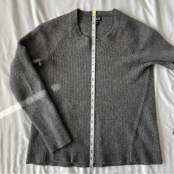 Patagonia Gray Recycled Cashmere Crew Knit Sweater - Picture 11 of 11